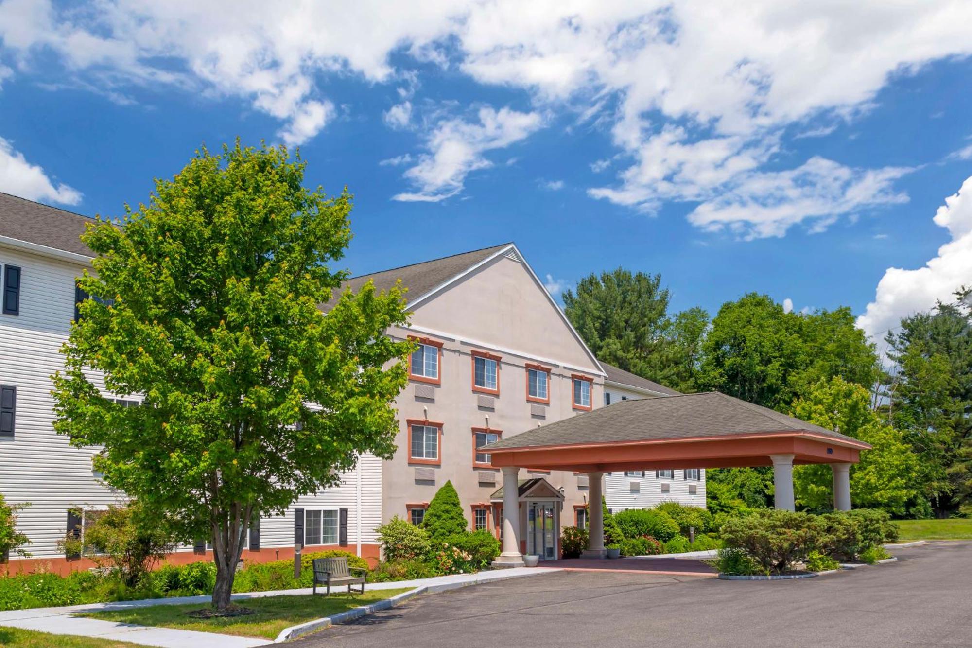 Best Western Plus Berkshire Hills Inn & Suites Pittsfield Exteriör bild