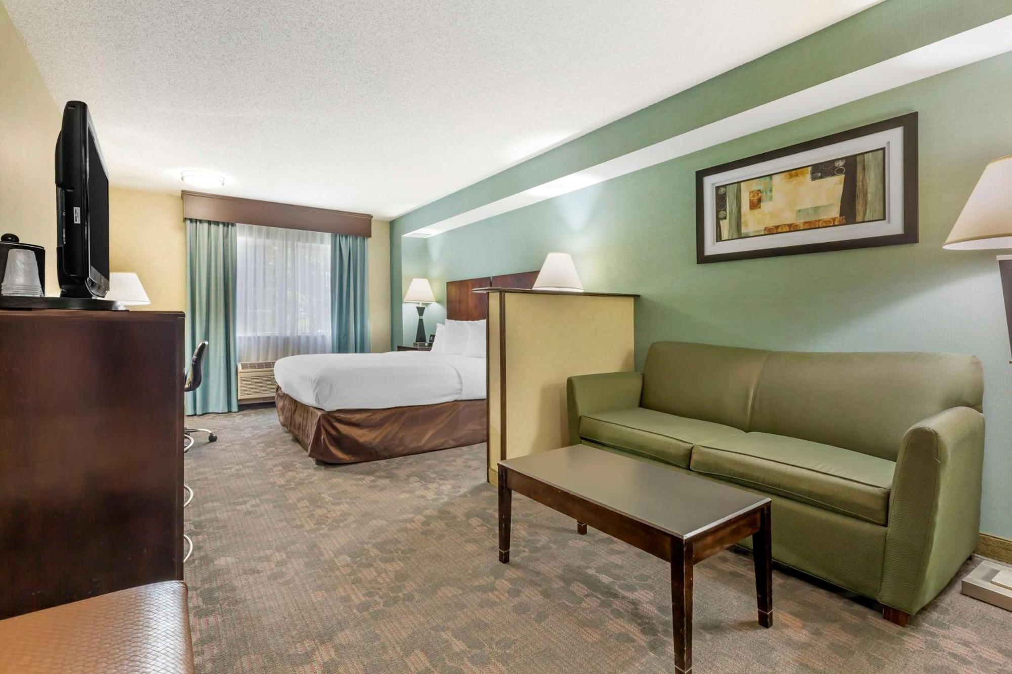 Best Western Plus Berkshire Hills Inn & Suites Pittsfield Exteriör bild