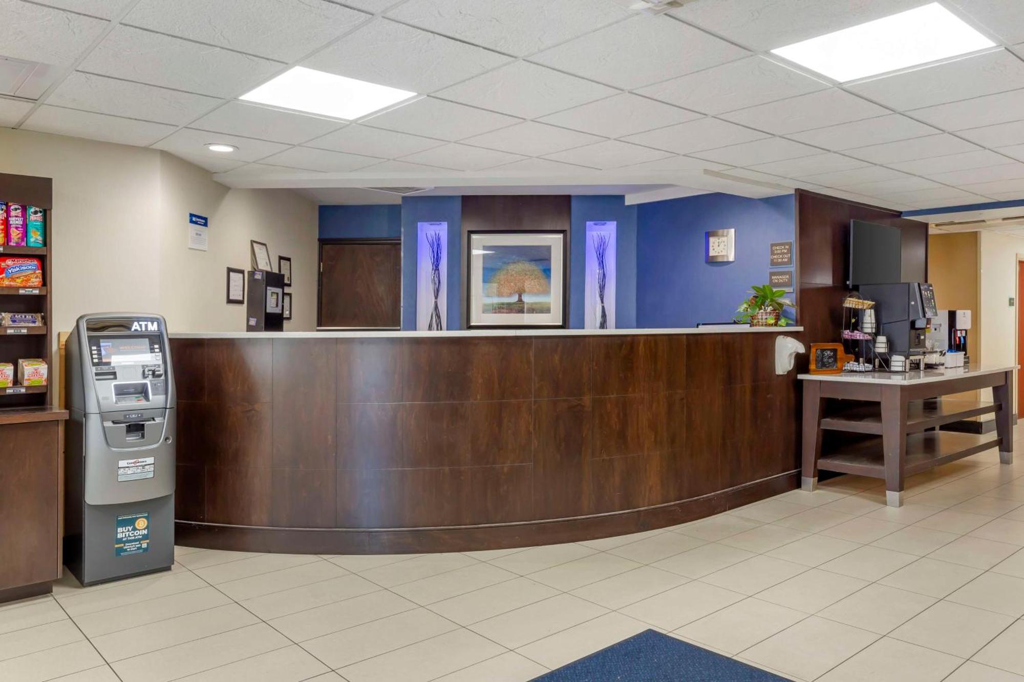 Best Western Plus Berkshire Hills Inn & Suites Pittsfield Exteriör bild
